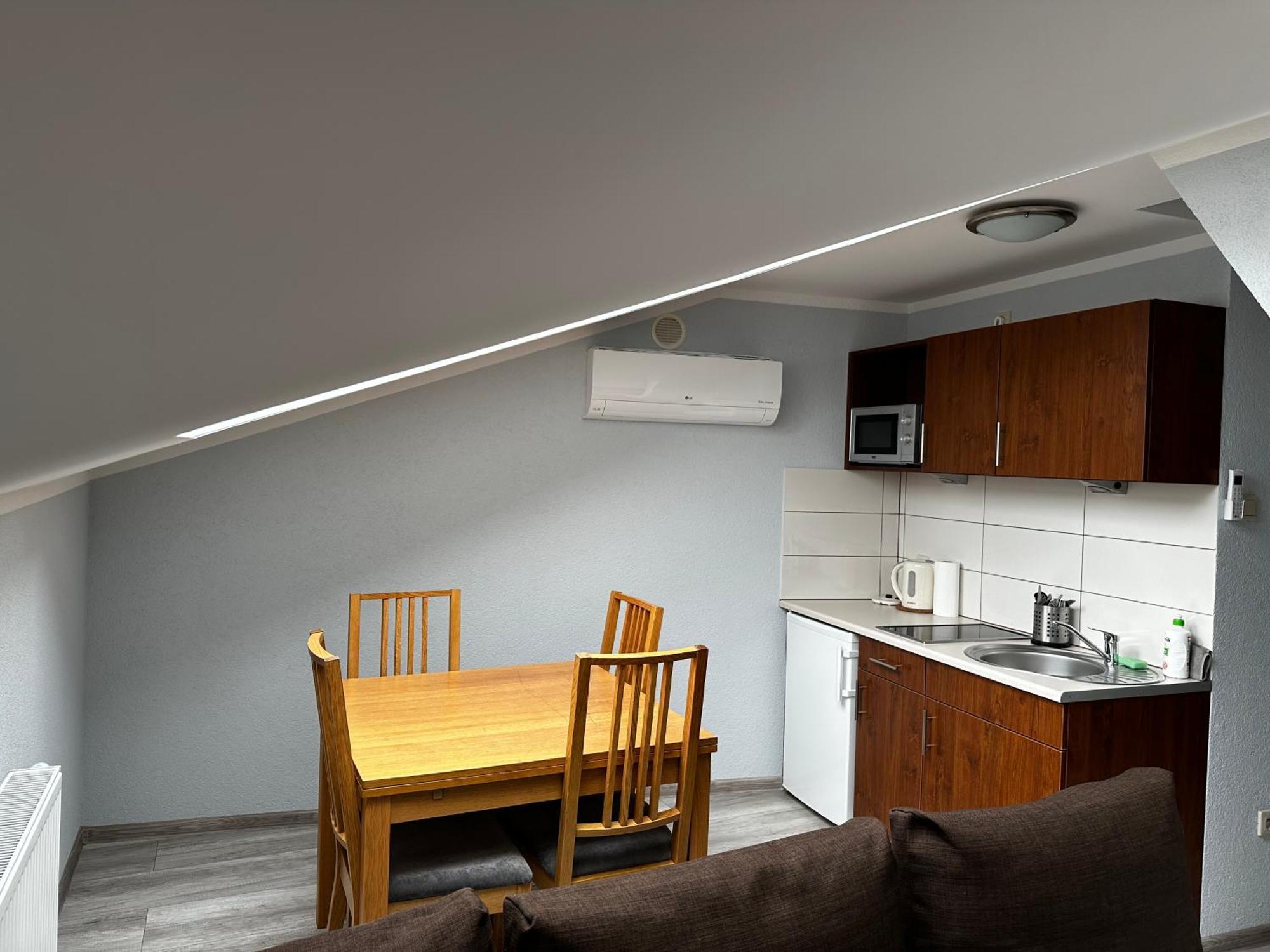 Apartament Serwis クラクフ エクステリア 写真